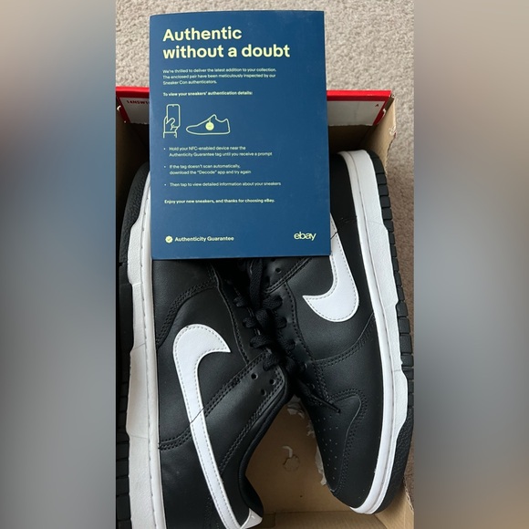 Reverse Panda Dunk Low - Picture 5 of 6